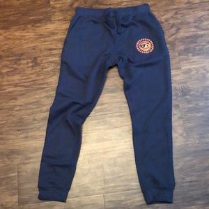 Doyse Derome joggers